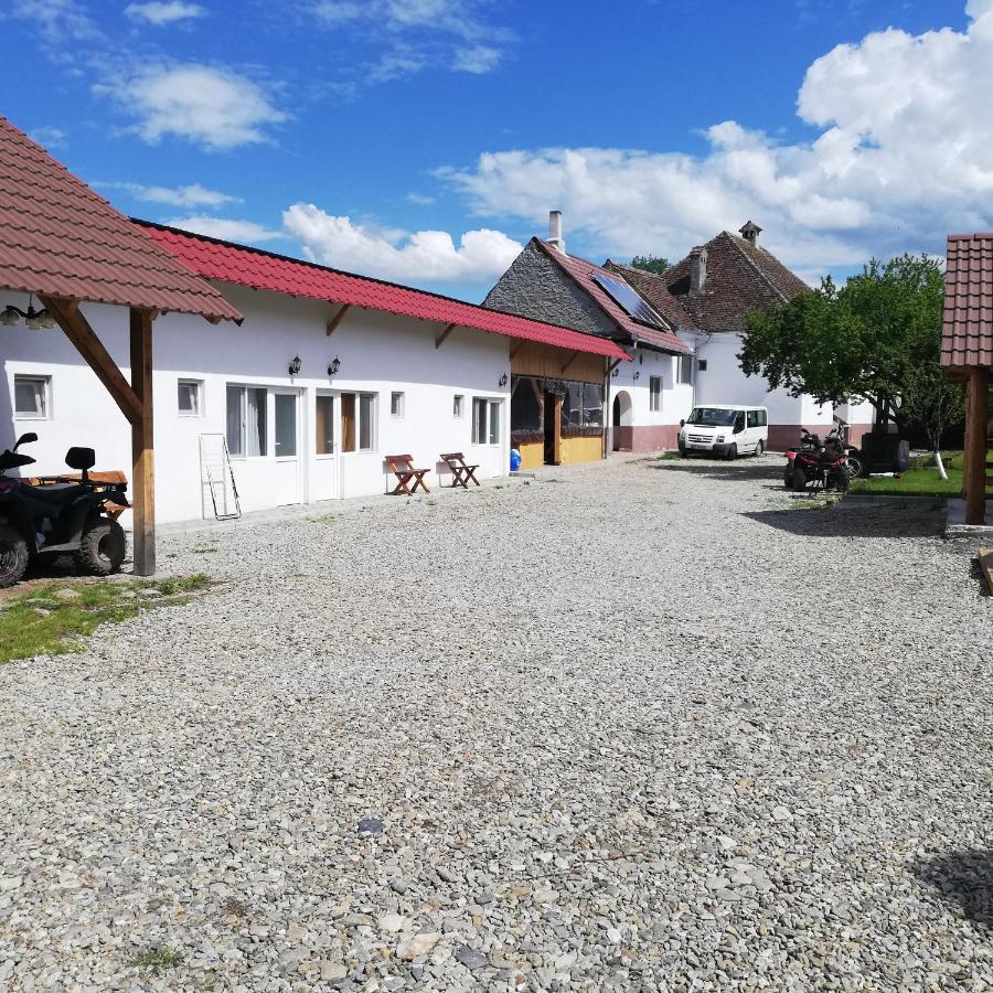 Casa din Barcut Guest House Bagian luar foto