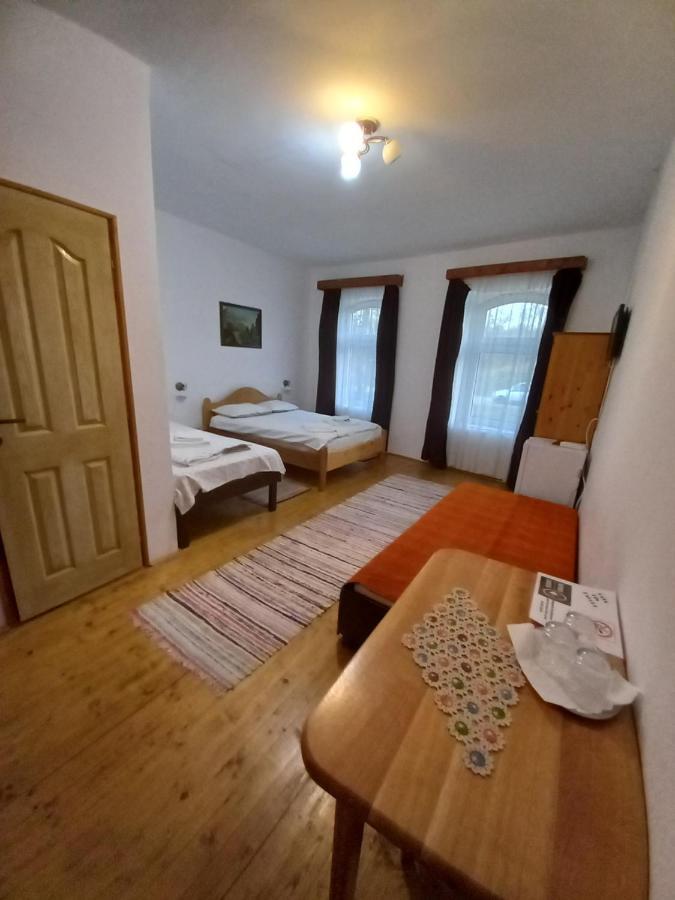 Casa din Barcut Guest House Bagian luar foto