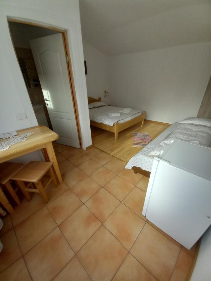 Casa din Barcut Guest House Bagian luar foto