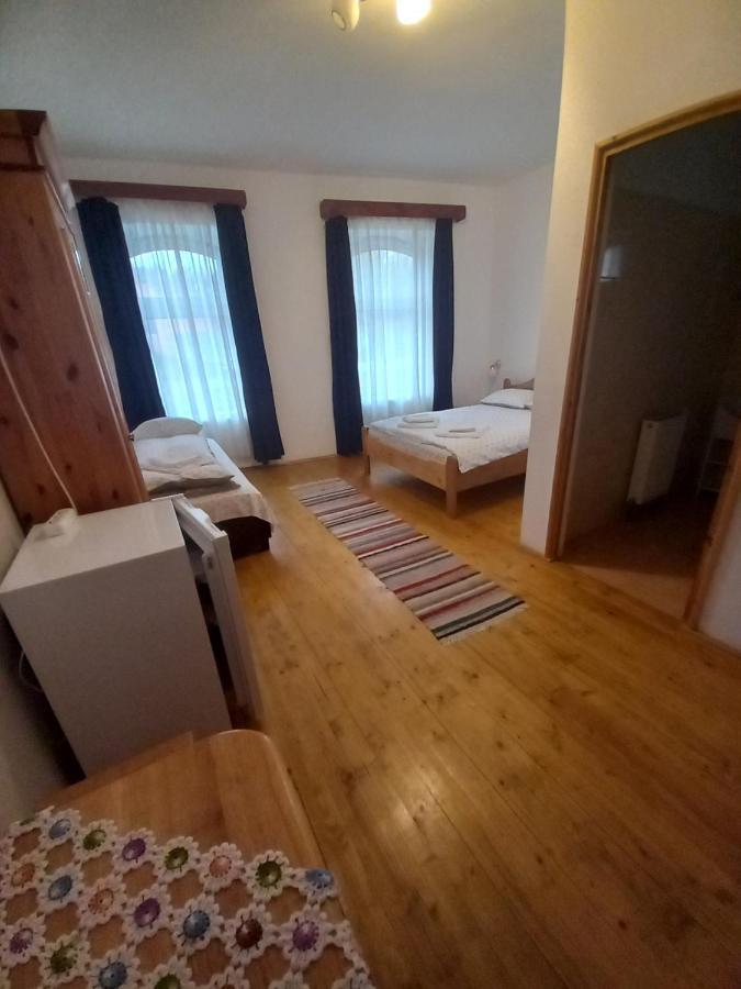 Casa din Barcut Guest House Bagian luar foto