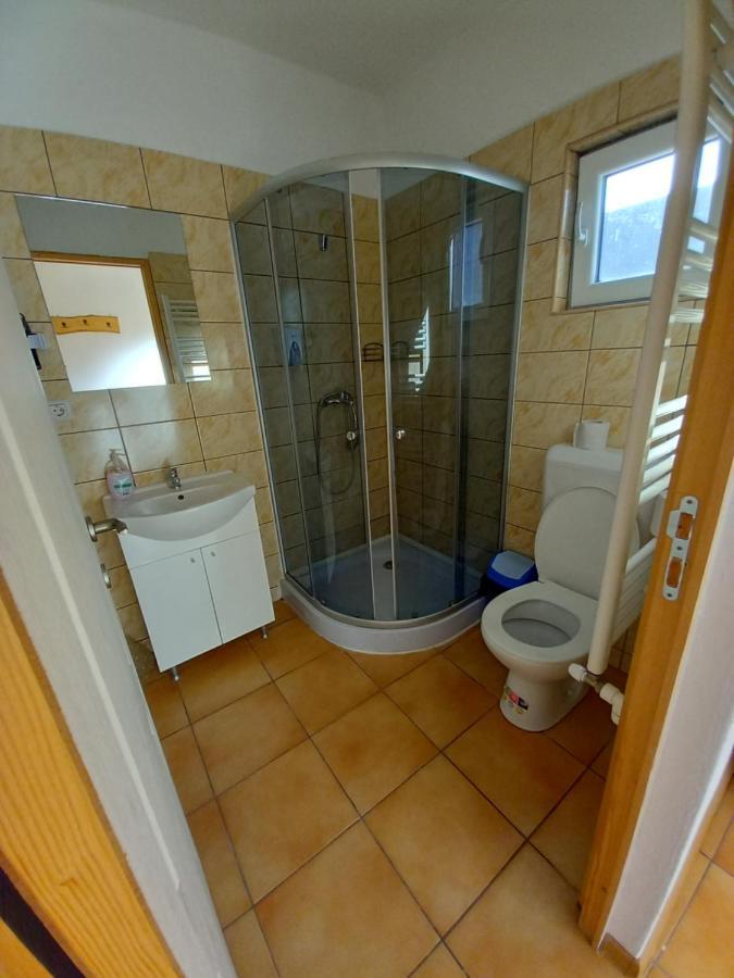 Casa din Barcut Guest House Bagian luar foto