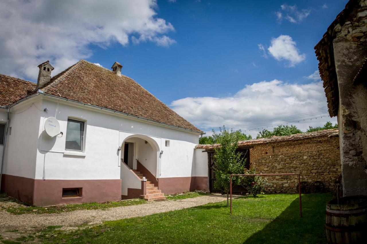 Casa din Barcut Guest House Bagian luar foto